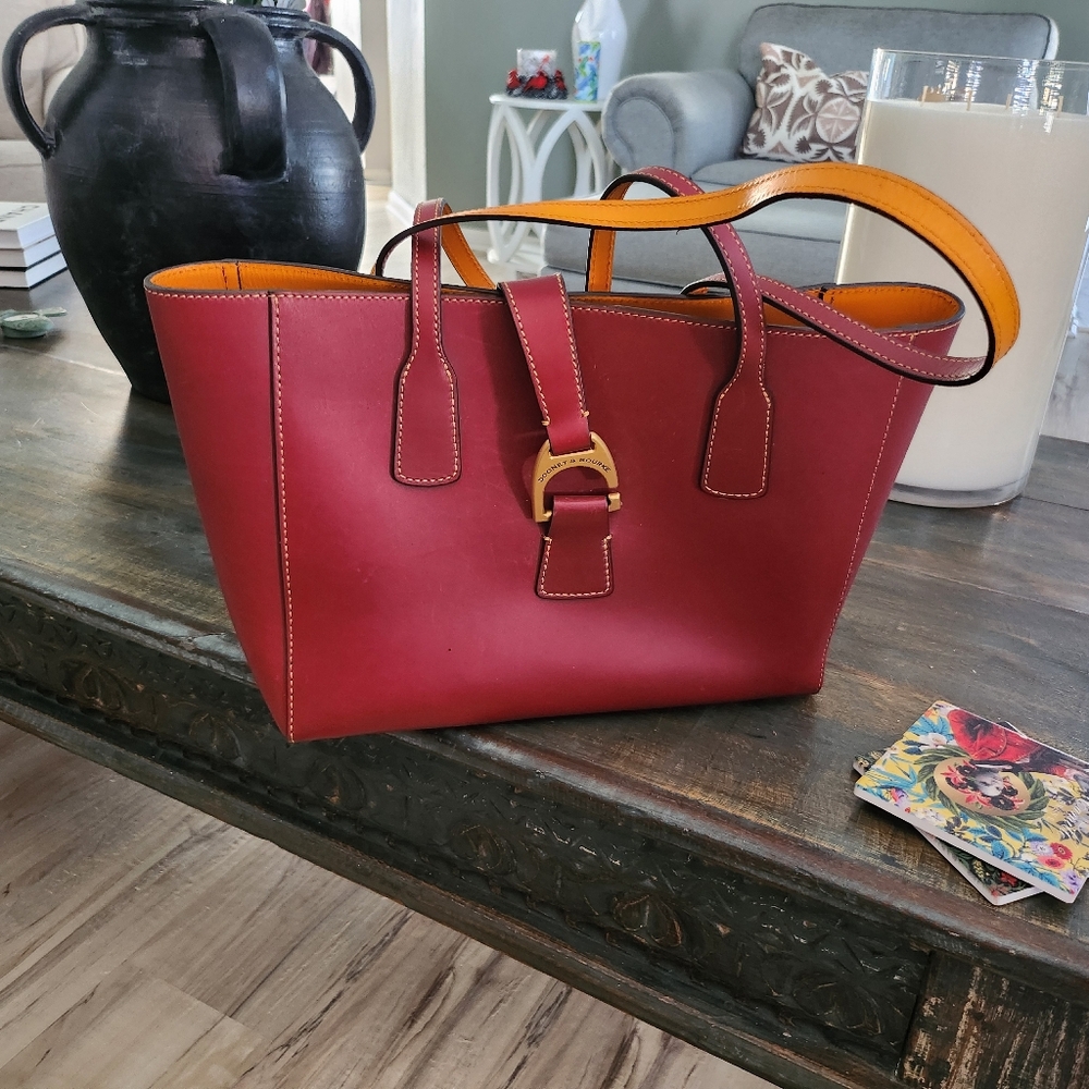 Red dooney and bourse bag